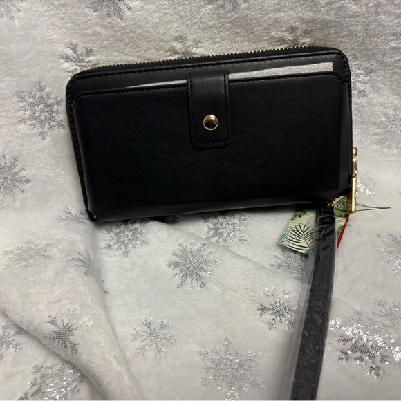 Badgley Mischka Long Wallet with Phone Pocket Wristlet Black- MSRP $59 NWT - Picture 7 of 8